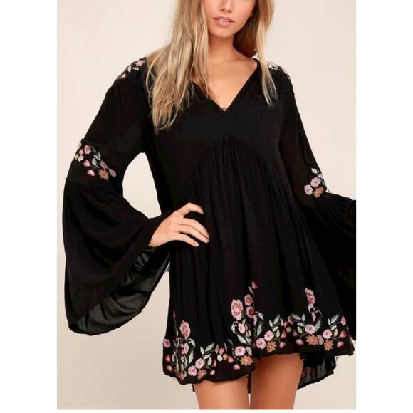 Free People Te Amo Flared Mini Dress Black Floral Embroidered sz S - Picture 1 of 9